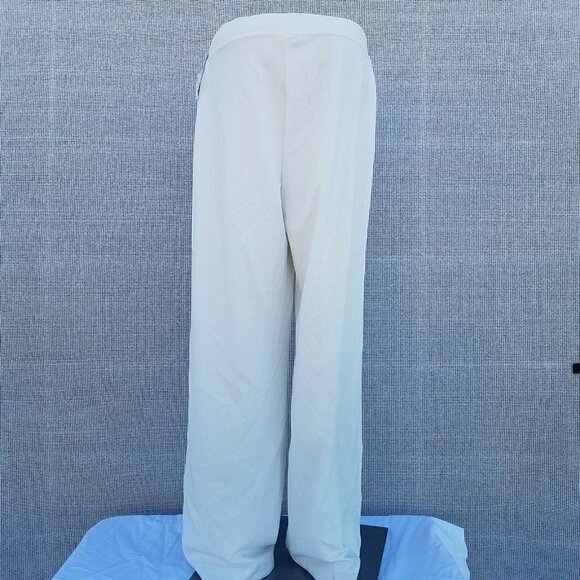 Women's Calvin Klein Performance Pants. Size Medium. - Picture 4 of 10